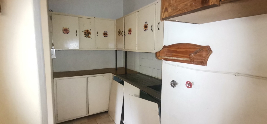 4 Bedroom Property for Sale in Roosheuwel North West